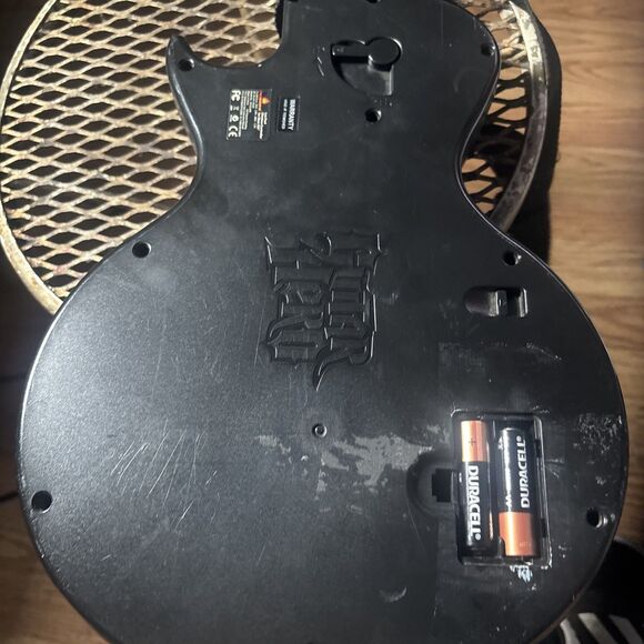 Xbox 360 Wireless Gibson Les Paul Guitar Hero Controller No Battery Cover - Picture 6 of 8